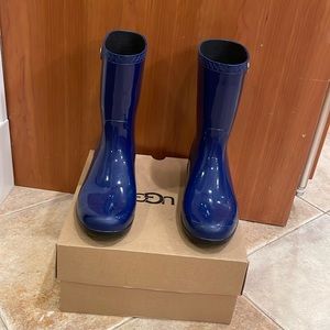 Ugg rain boots in excellent condition